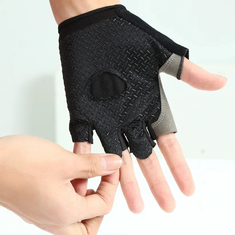 Weightlifting & Fitness Training Gloves